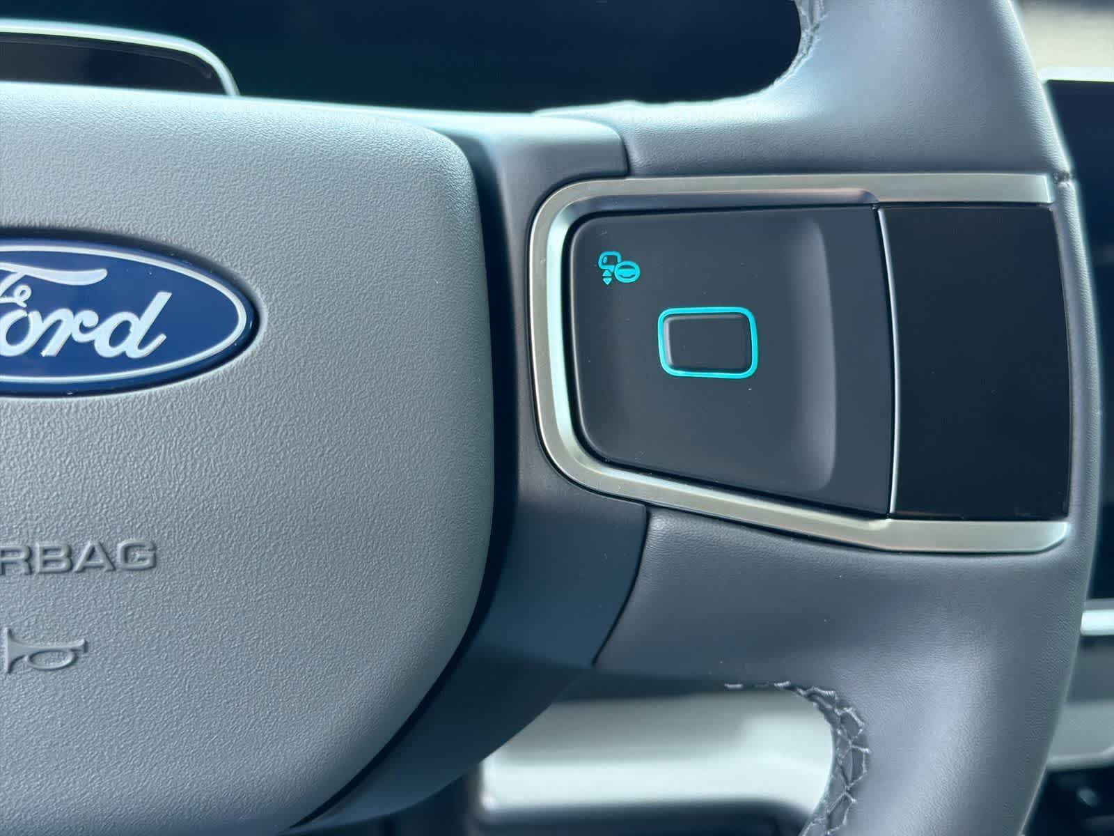 Thumbnail: 2026 Ford Expedition - 25