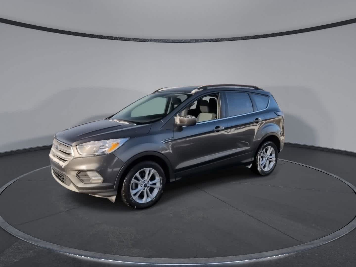 Thumbnail: 2018 Ford Escape - 4