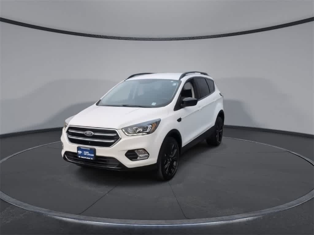 Thumbnail: 2018 Ford Escape - 3