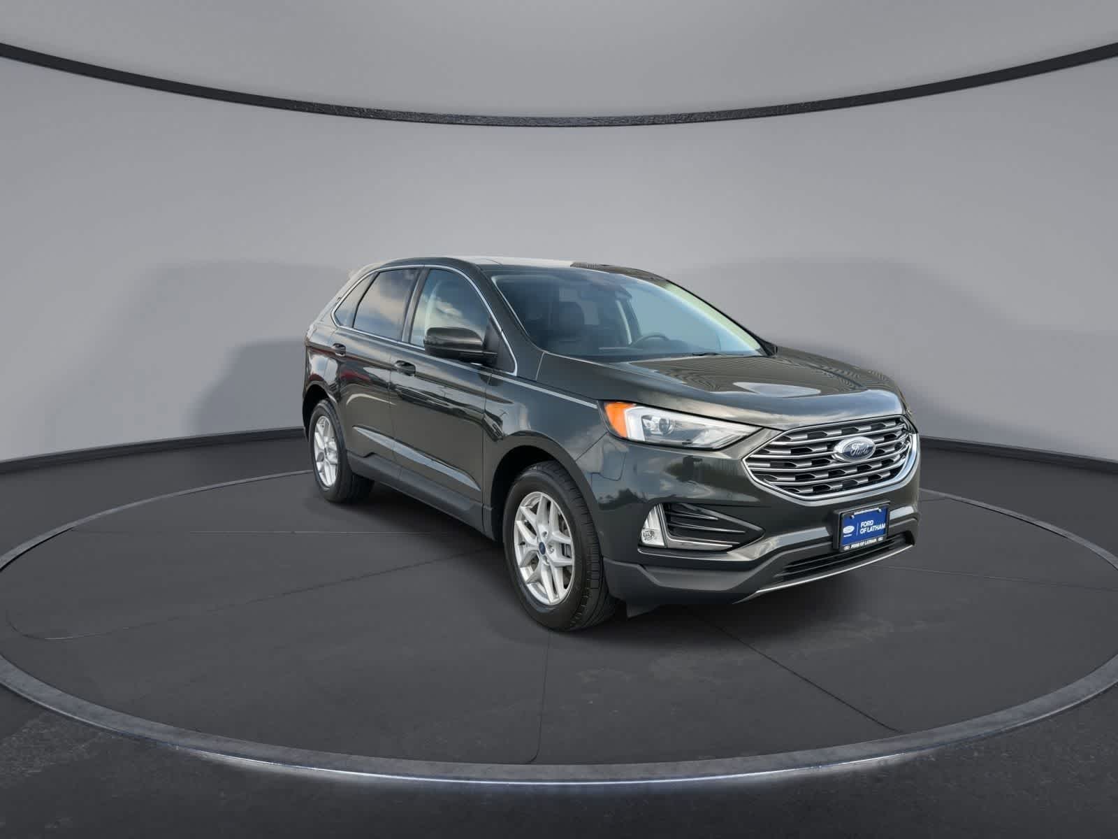 Thumbnail: 2022 Ford Edge - 2