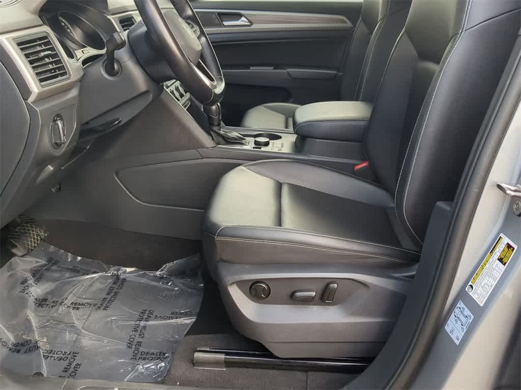 2020 Volkswagen Atlas SE 17