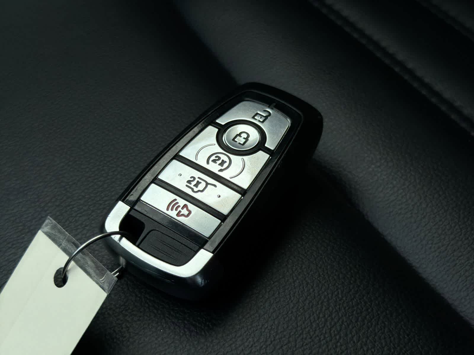 Thumbnail: 2022 Ford Edge - 37