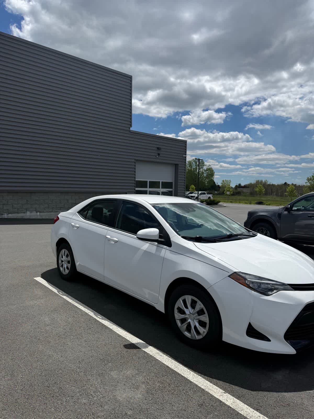 Thumbnail: 2017 Toyota Corolla - 6