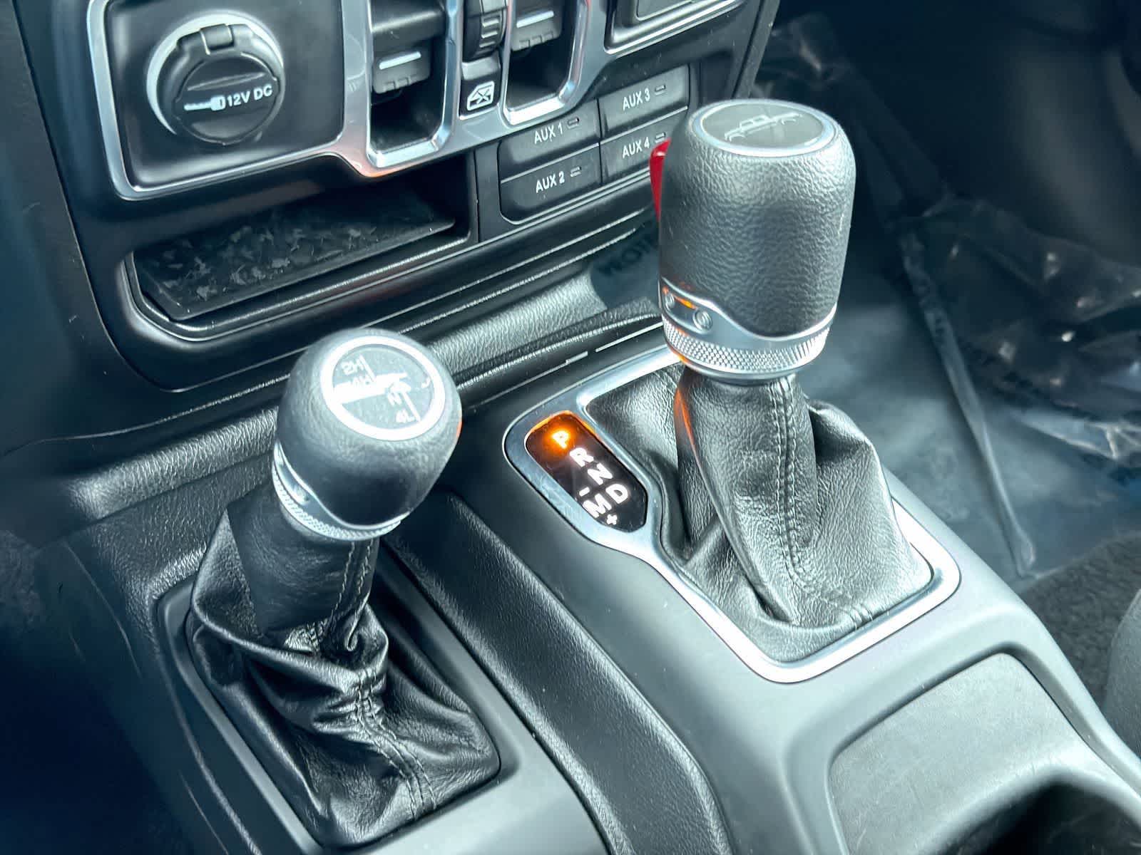 Thumbnail: 2021 Jeep Gladiator - 33