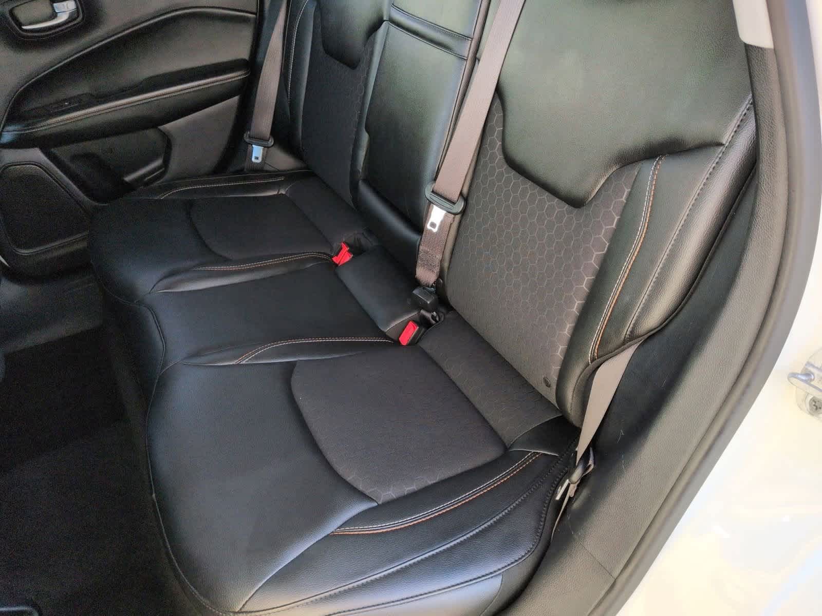 Thumbnail: 2018 Jeep Compass - 20