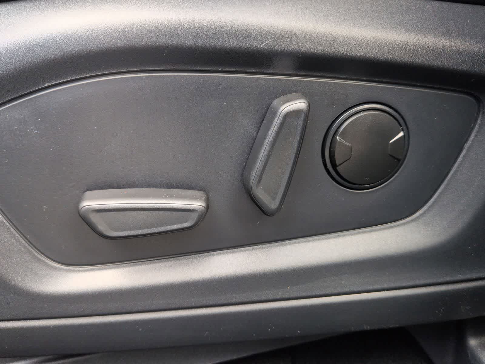 Thumbnail: 2026 Ford Explorer - 18