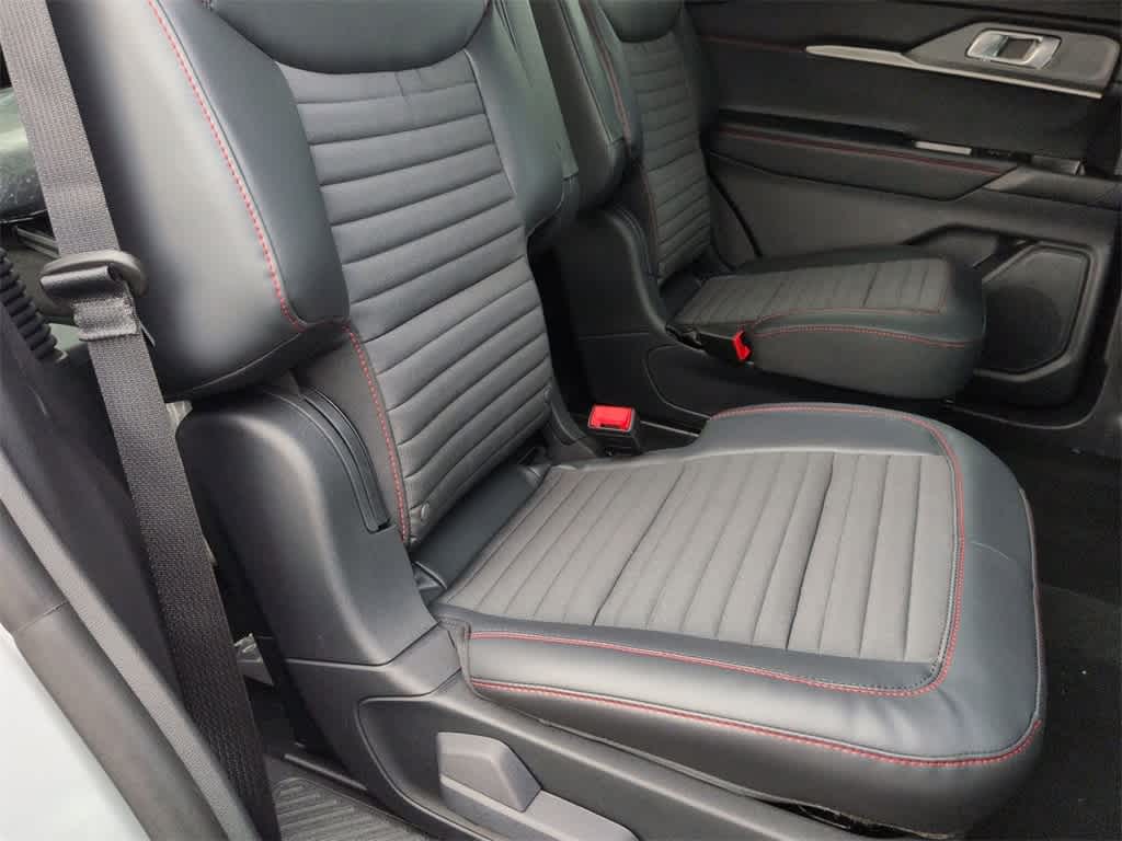 Thumbnail: 2026 Ford Explorer - 21