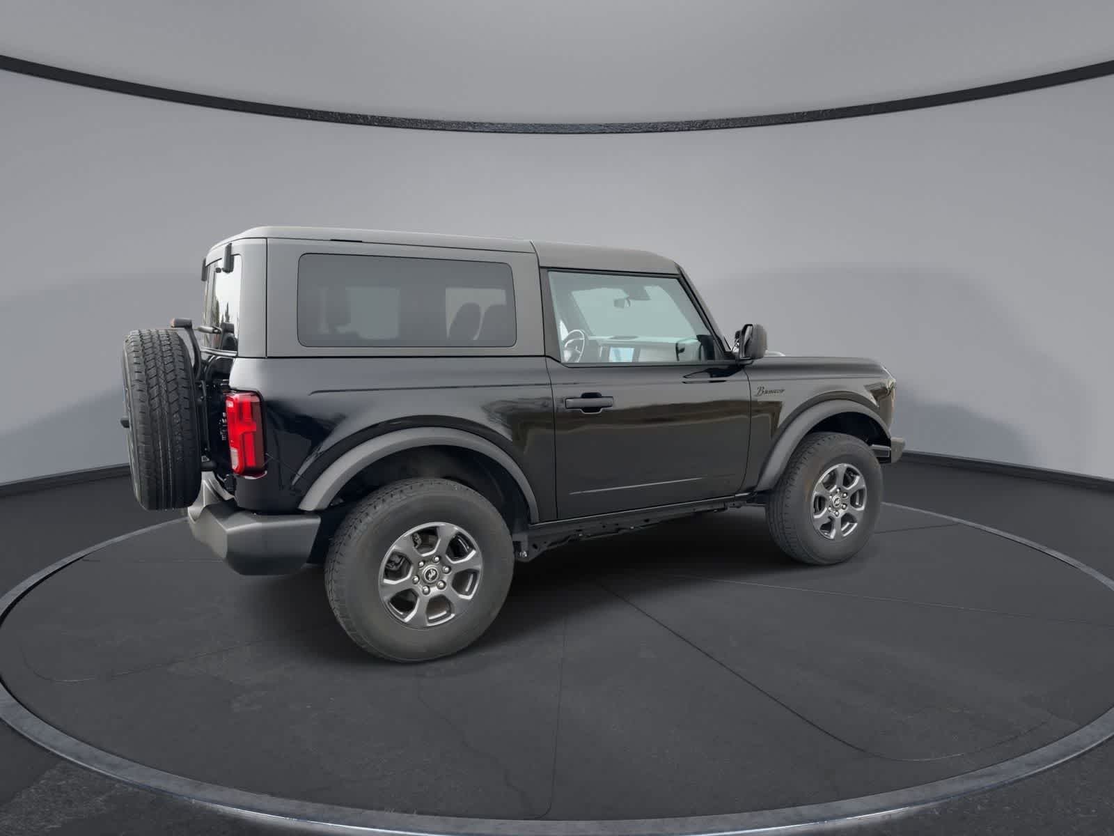 Thumbnail: 2024 Ford Bronco - 8