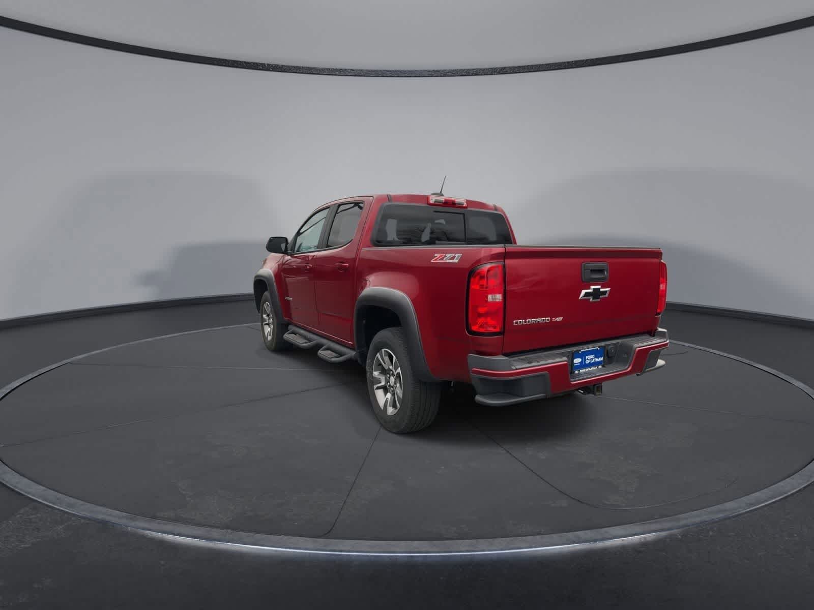 Thumbnail: 2017 Chevrolet Colorado - 6