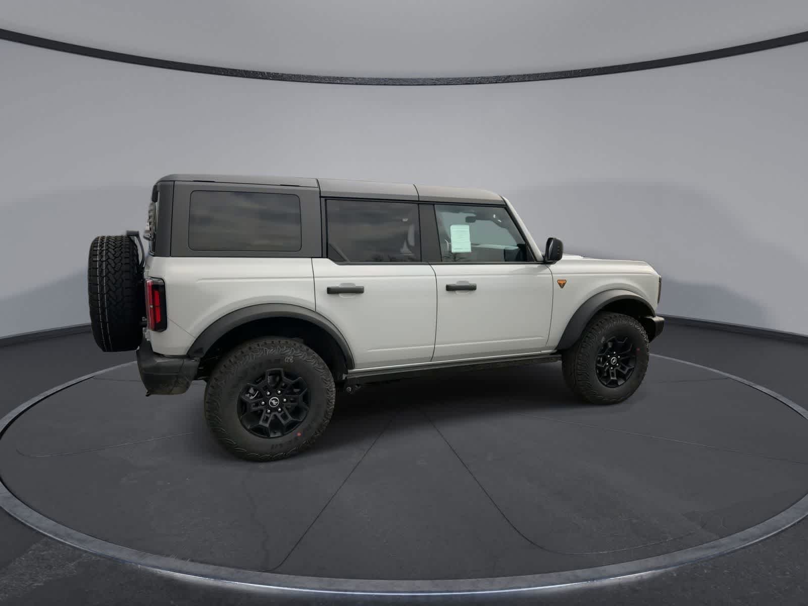 Thumbnail: 2026 Ford Bronco - 8