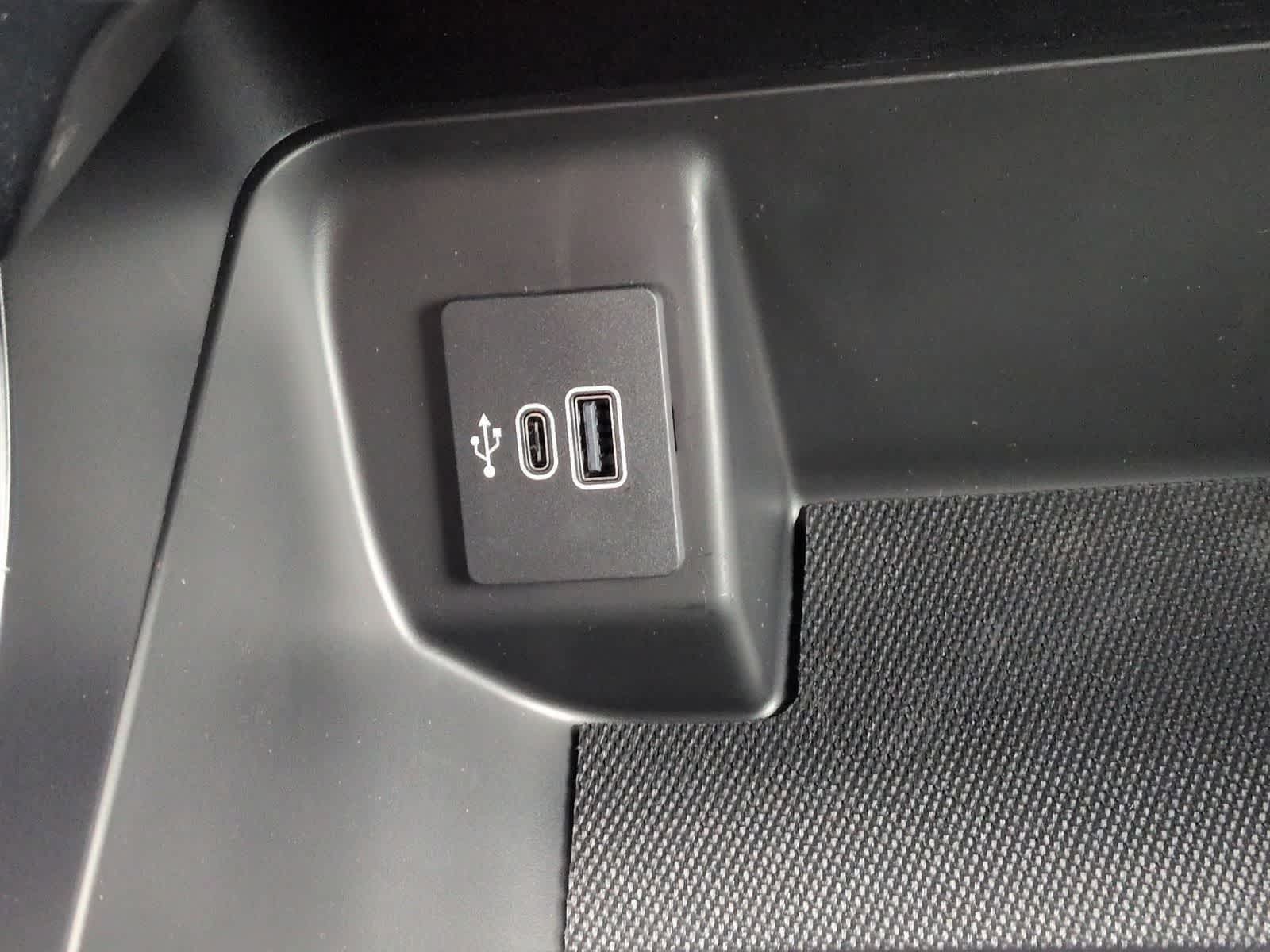 Thumbnail: 2025 Ford F-150 - 32