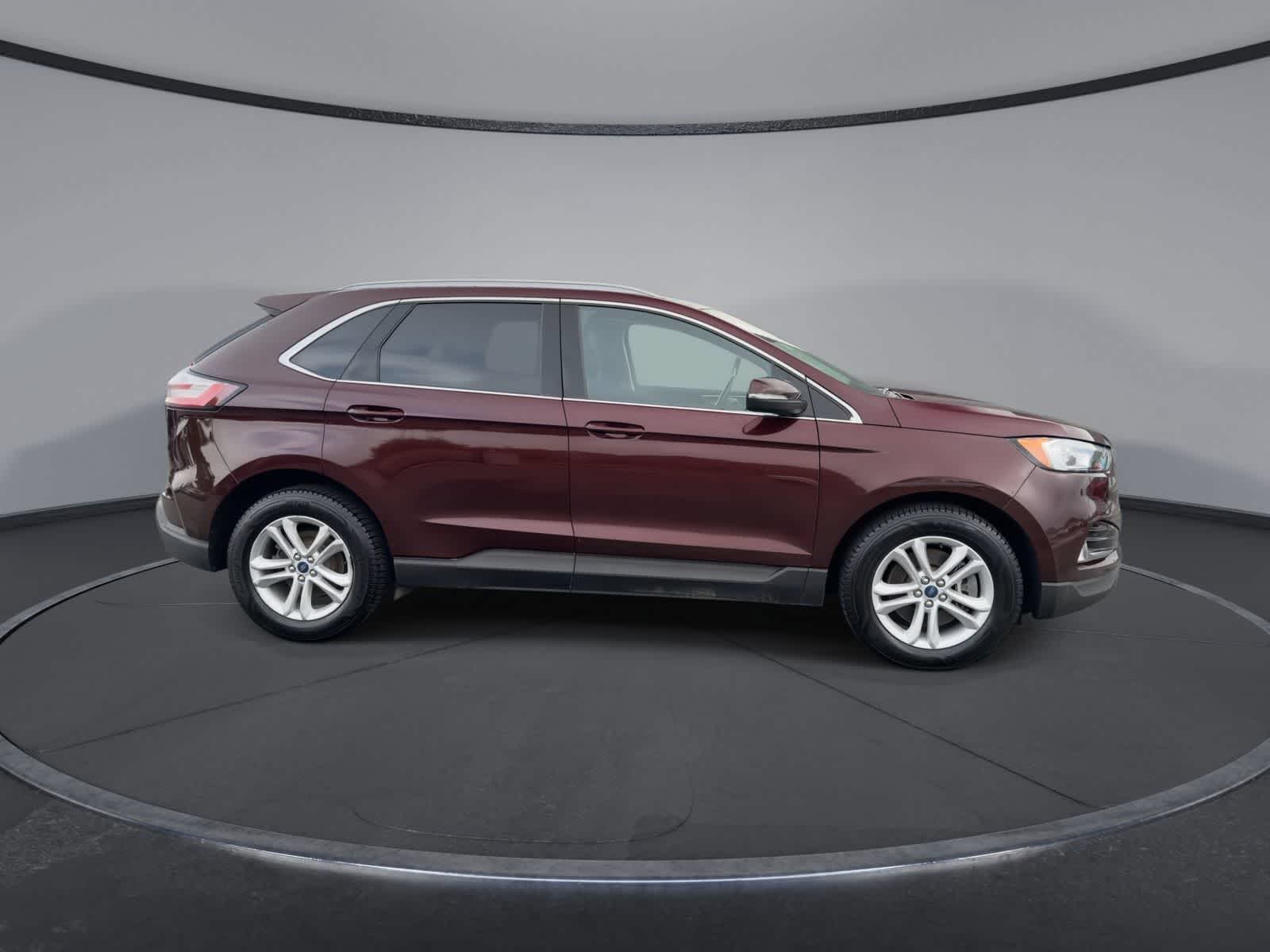 Thumbnail: 2020 Ford Edge - 8