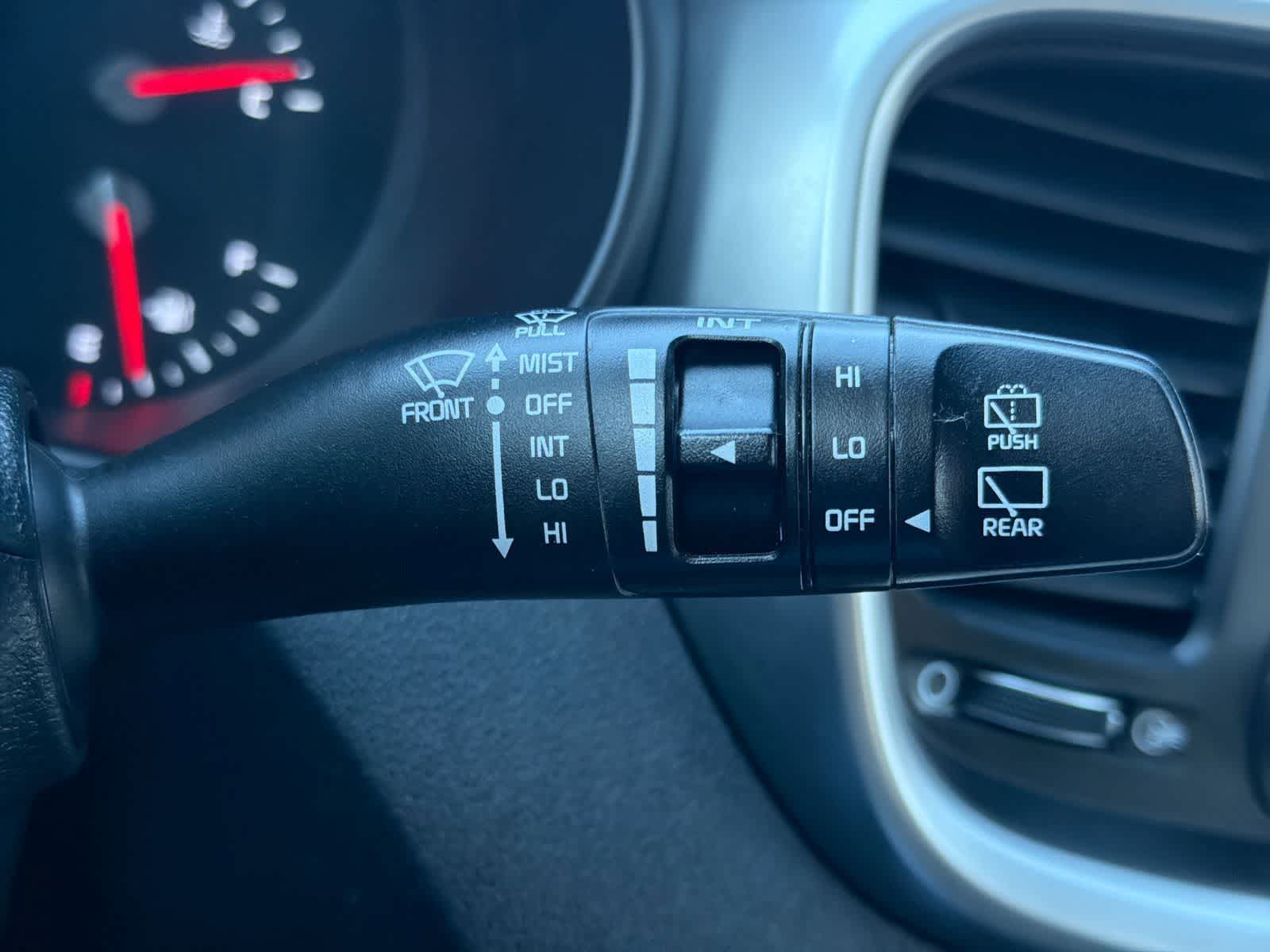 Thumbnail: 2019 Kia Sorento - 28