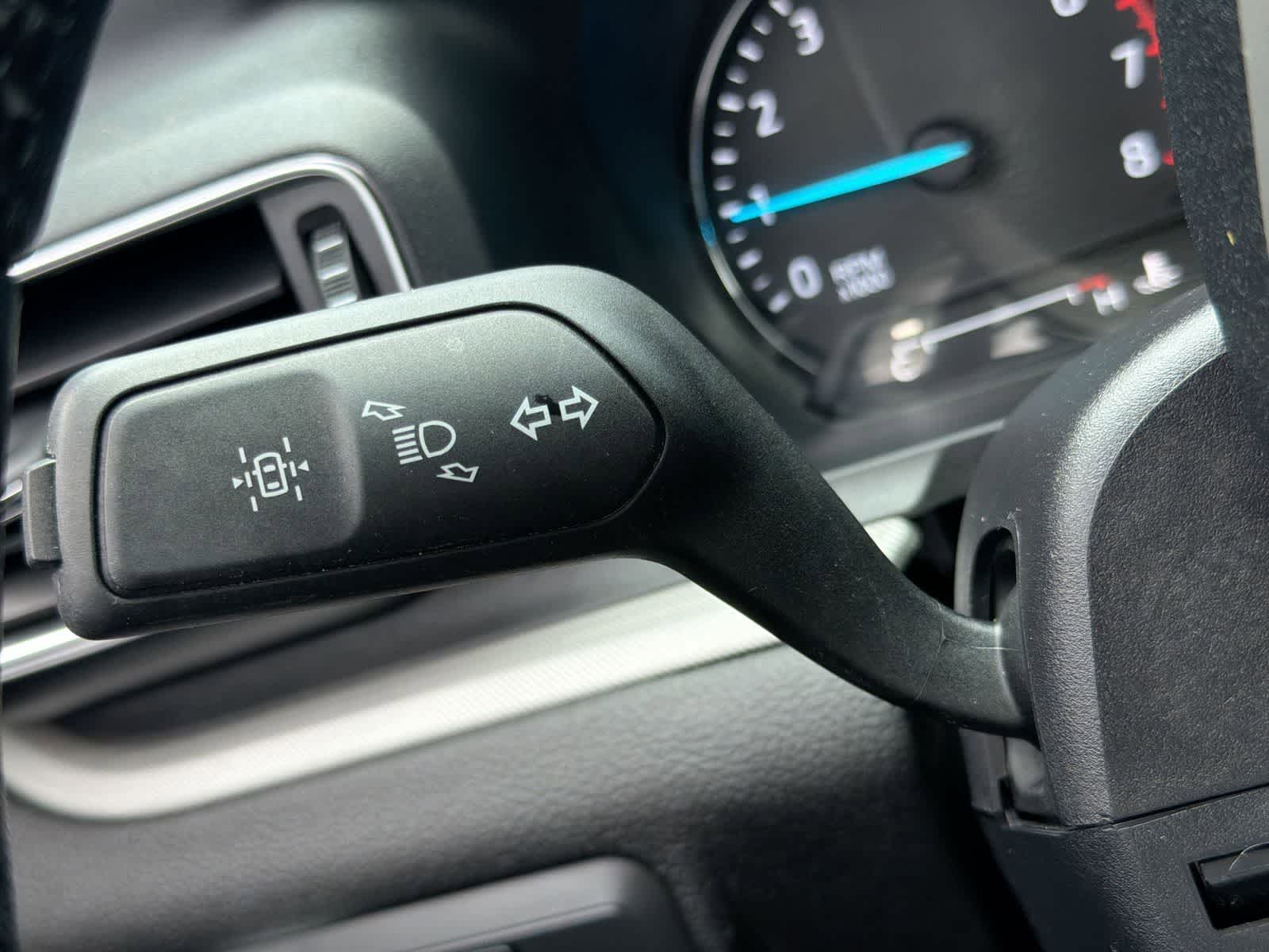 Thumbnail: 2022 Ford Explorer - 27