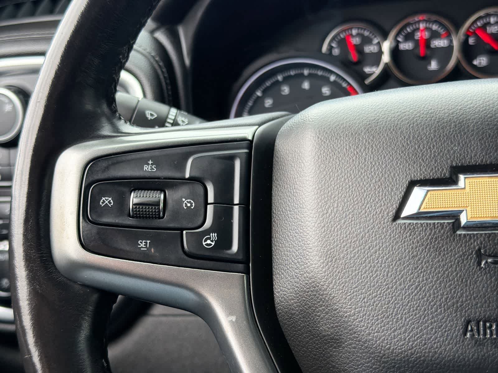 Thumbnail: 2019 Chevrolet Silverado 1500 - 24