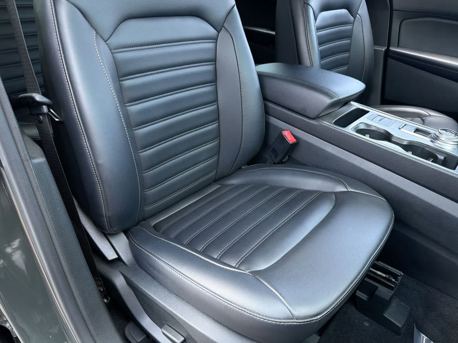 Thumbnail: 2022 Ford Edge - 23