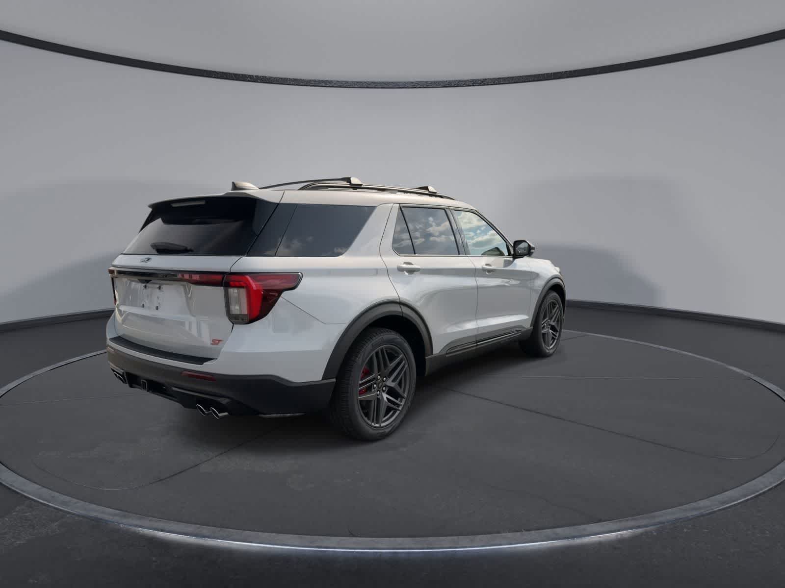 Thumbnail: 2026 Ford Explorer - 8