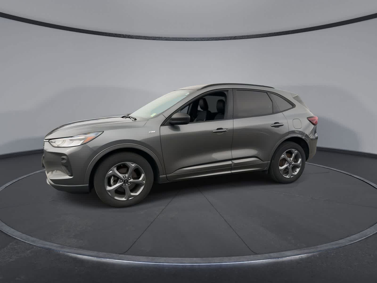 Thumbnail: 2023 Ford Escape - 4