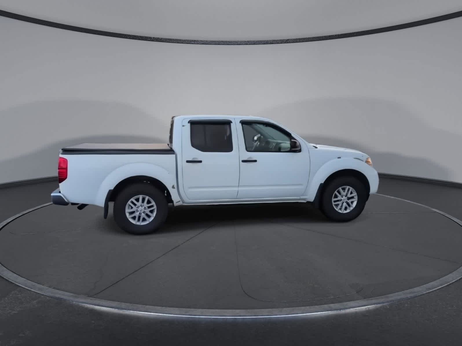 Thumbnail: 2018 Nissan Frontier - 9