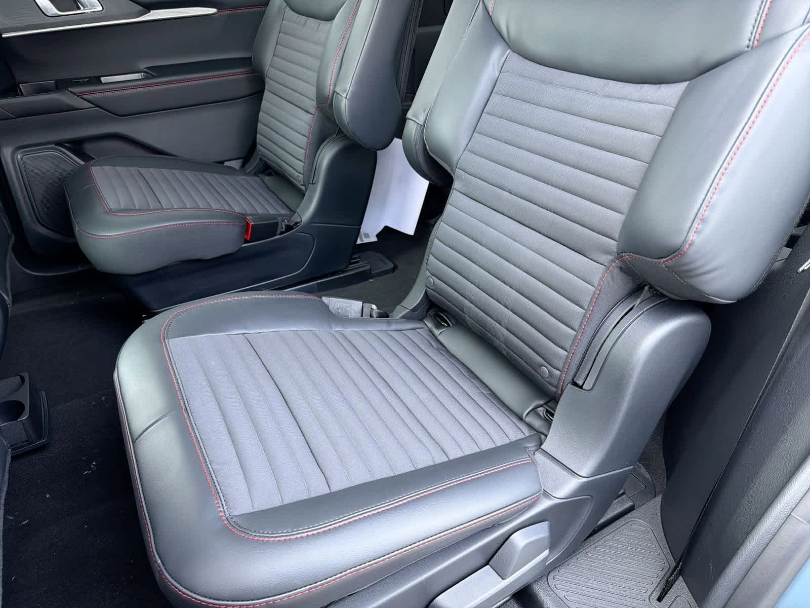 Thumbnail: 2026 Ford Explorer - 20