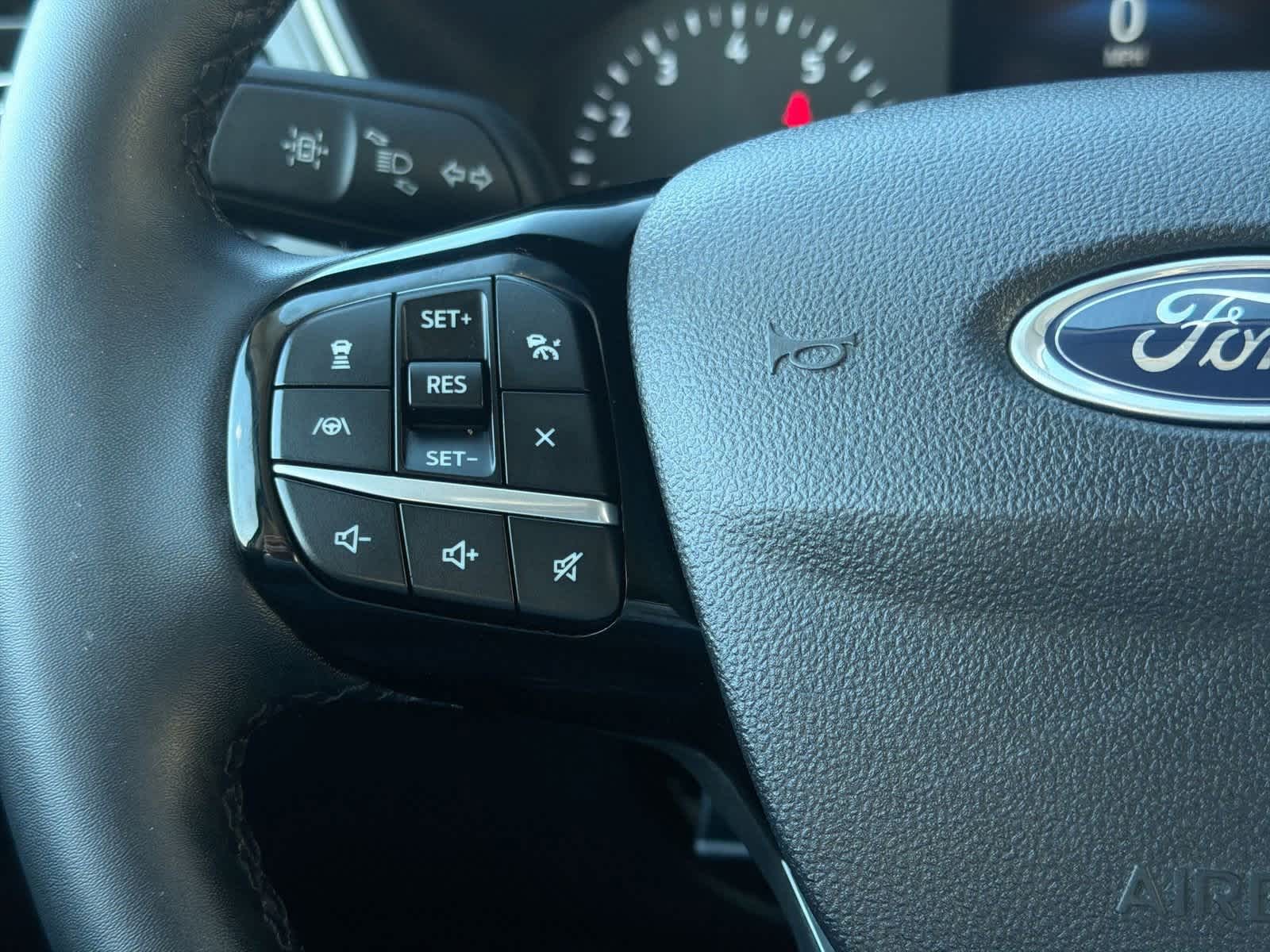 Thumbnail: 2022 Ford Escape - 26