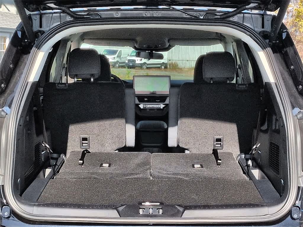 Thumbnail: 2026 Ford Explorer - 35