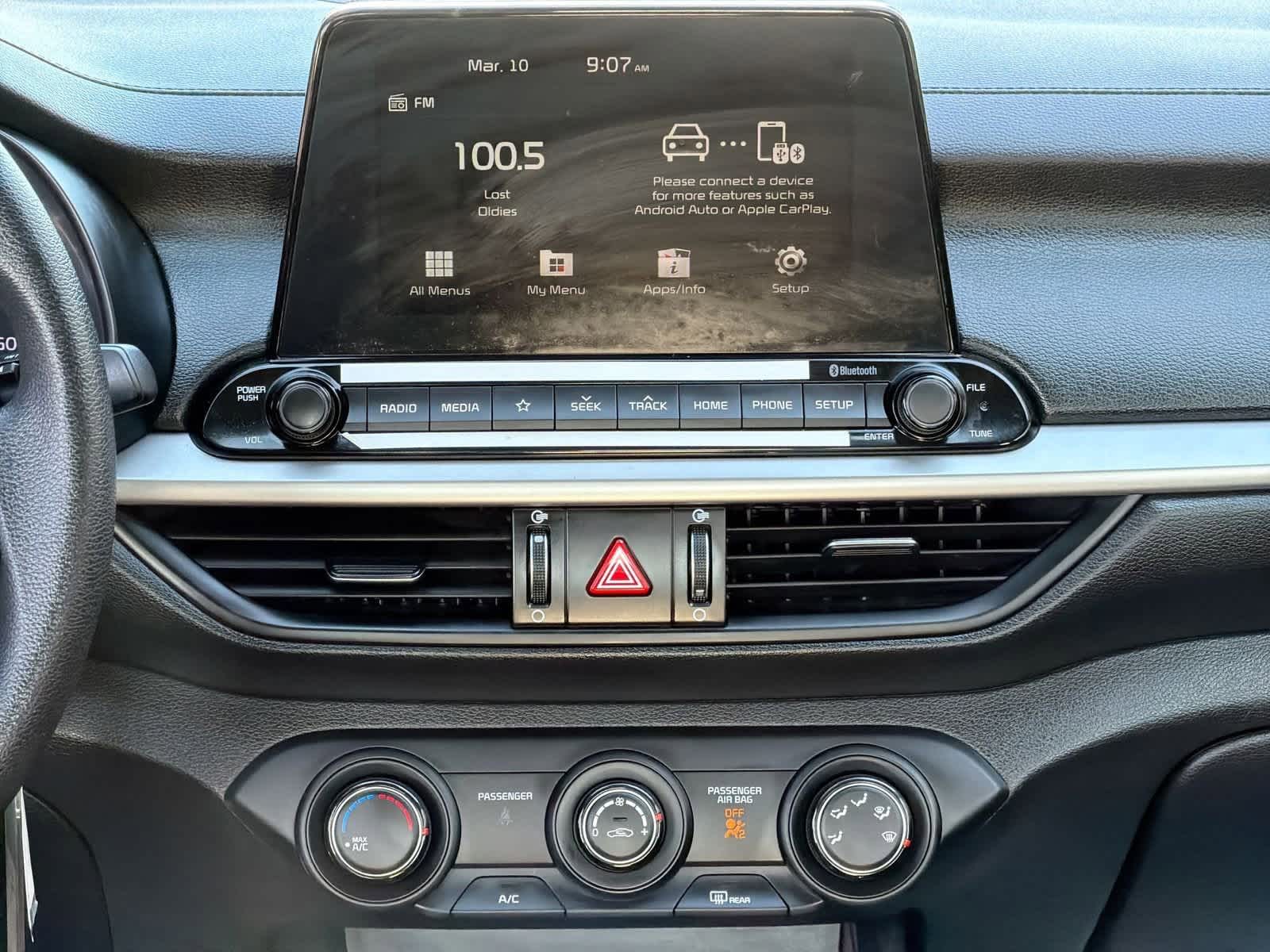 Thumbnail: 2021 Kia Forte - 28