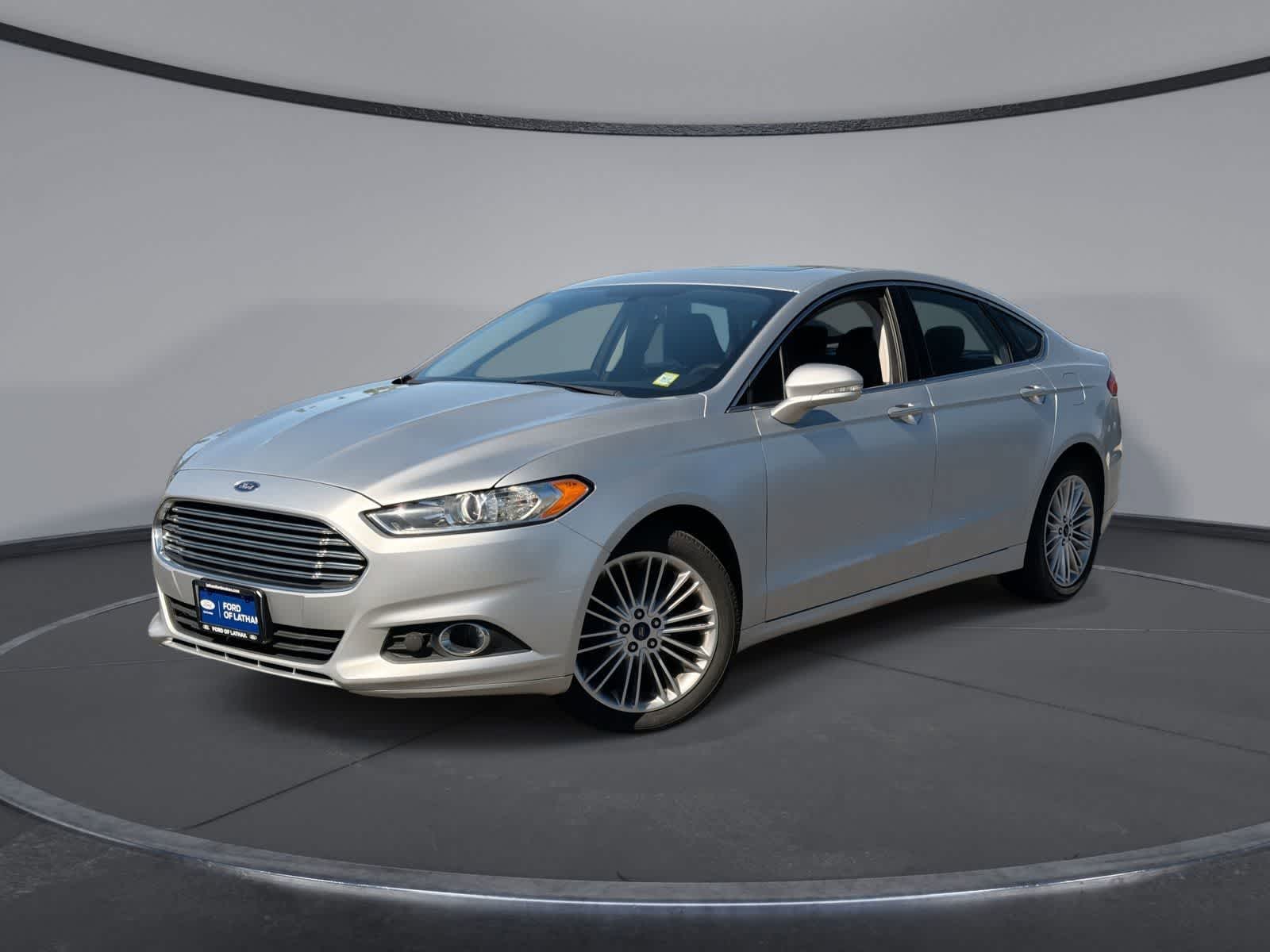 Thumbnail: 2016 Ford Fusion - 1