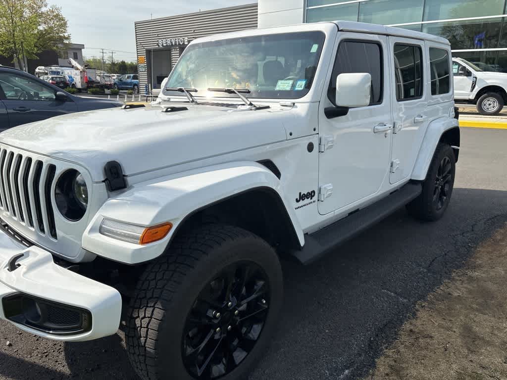 2023 Jeep Wrangler Sahara 2
