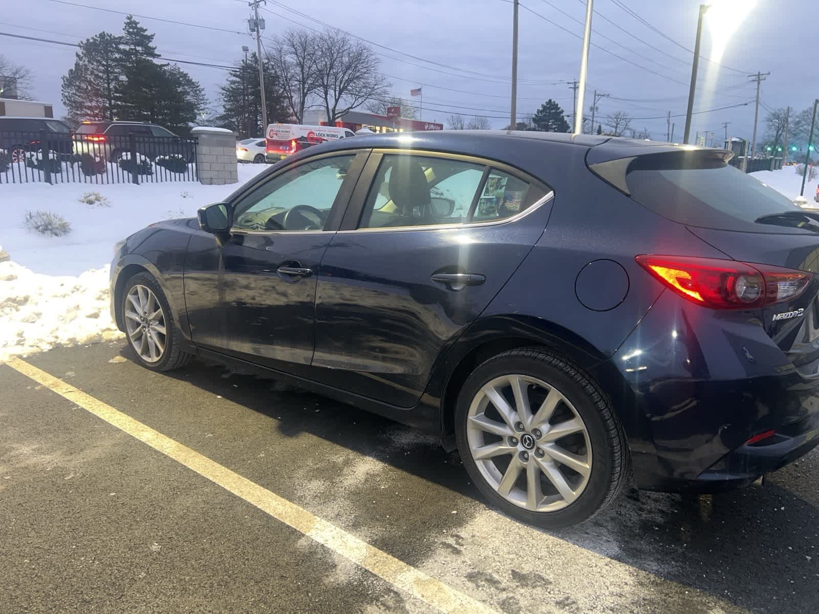 Thumbnail: 2017 Mazda Mazda3 - 3