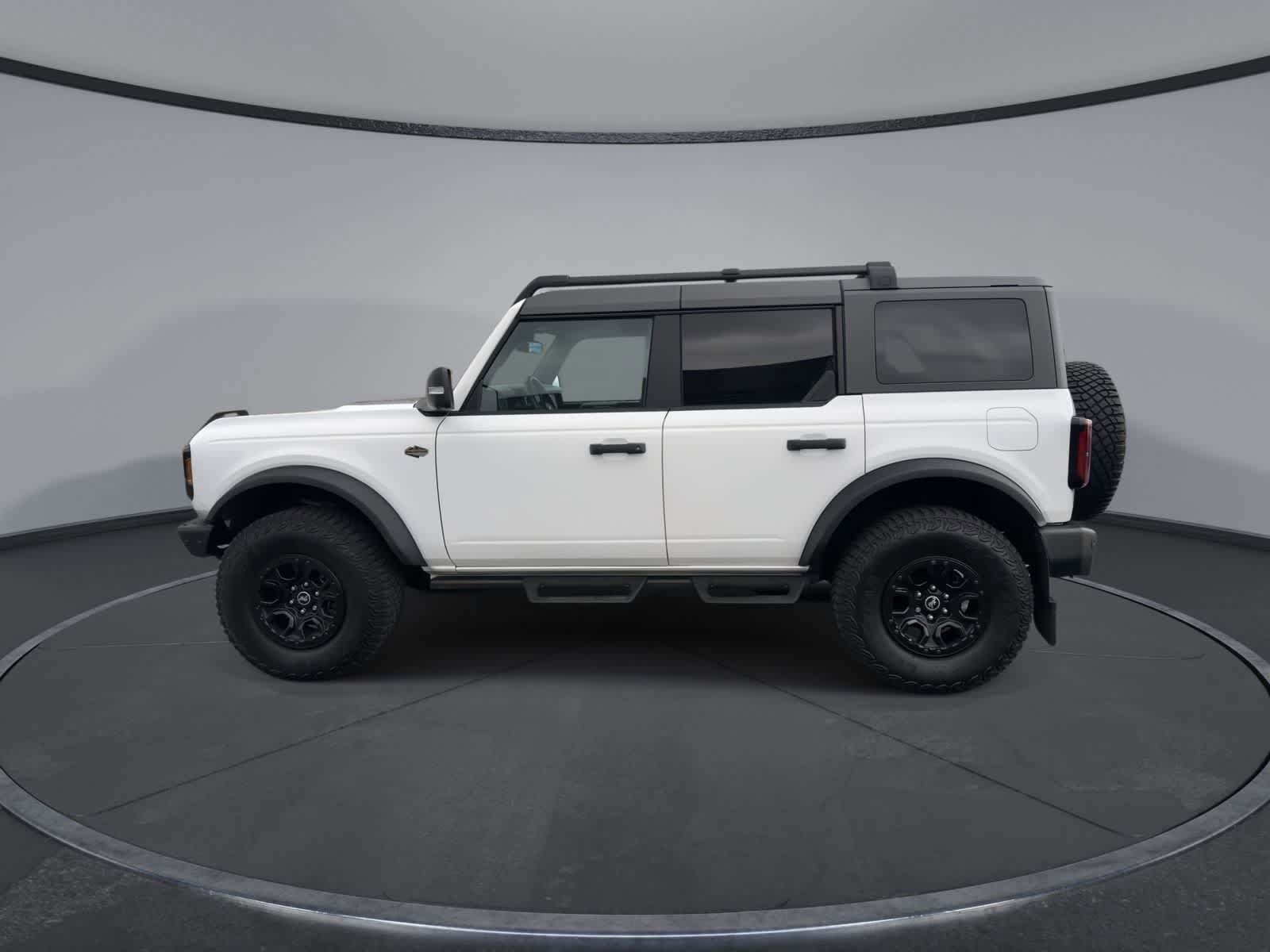 Thumbnail: 2024 Ford Bronco - 5