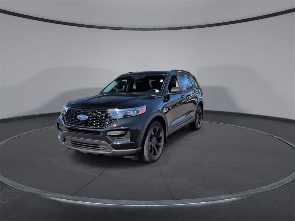 Thumbnail: 2021 Ford Explorer - 3