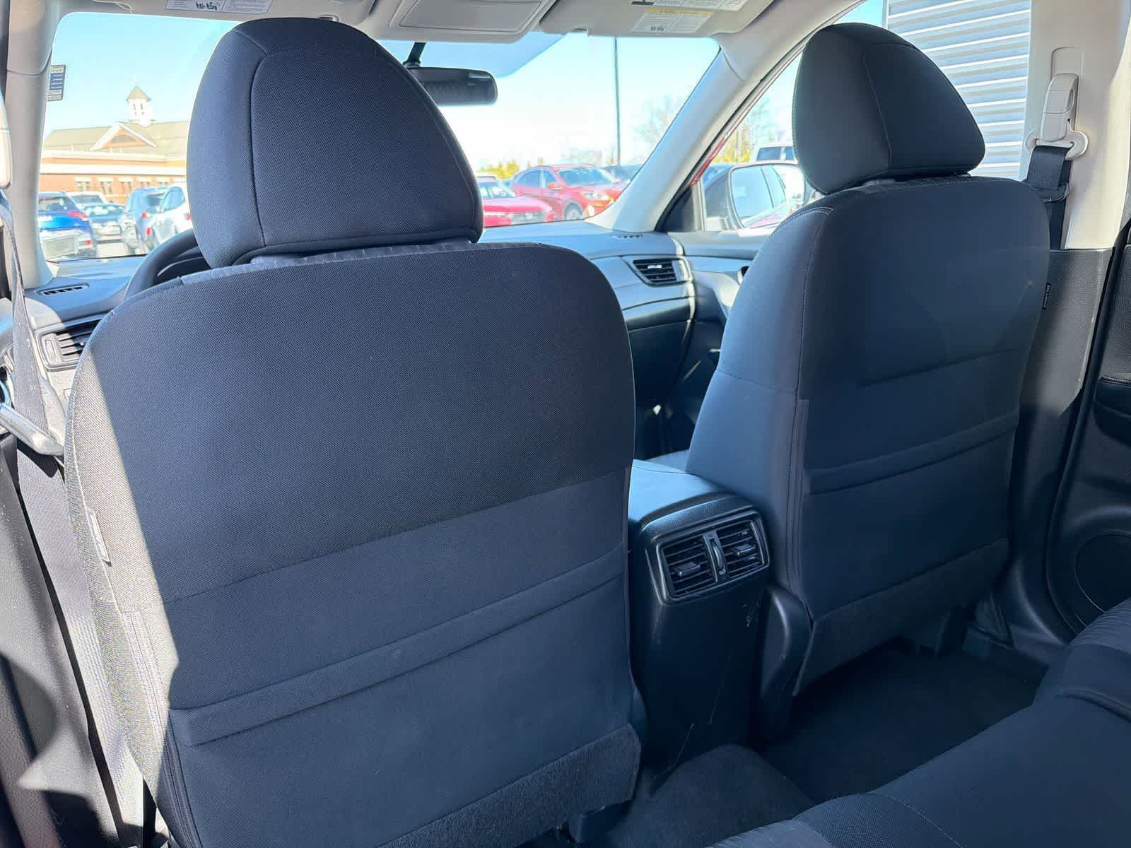 Thumbnail: 2017 Nissan Rogue - 19