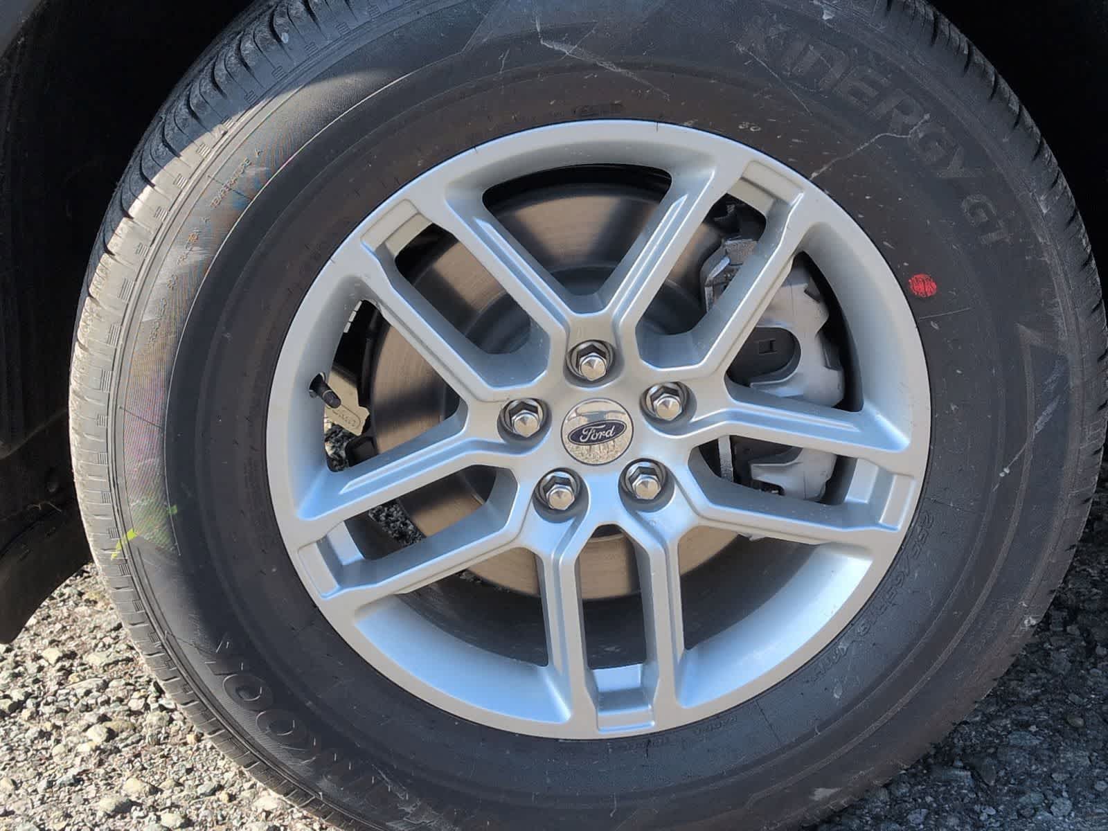 Thumbnail: 2026 Ford Explorer - 14