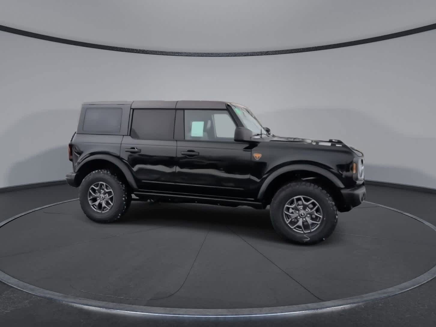 Thumbnail: 2025 Ford Bronco - 9