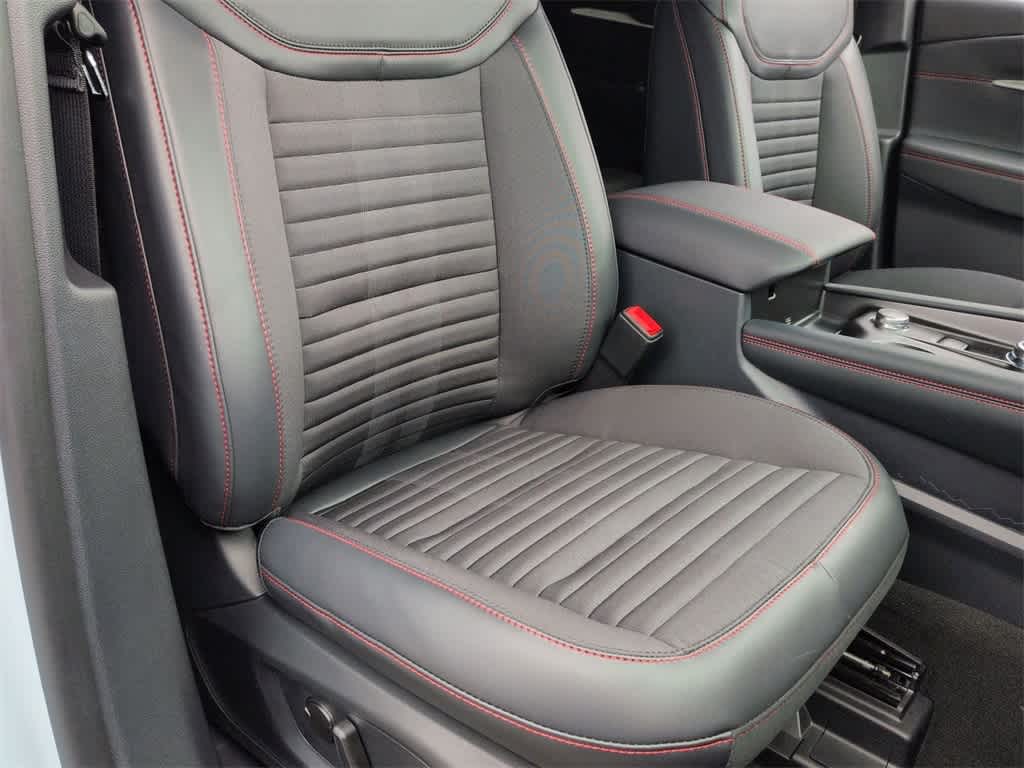 Thumbnail: 2026 Ford Explorer - 22