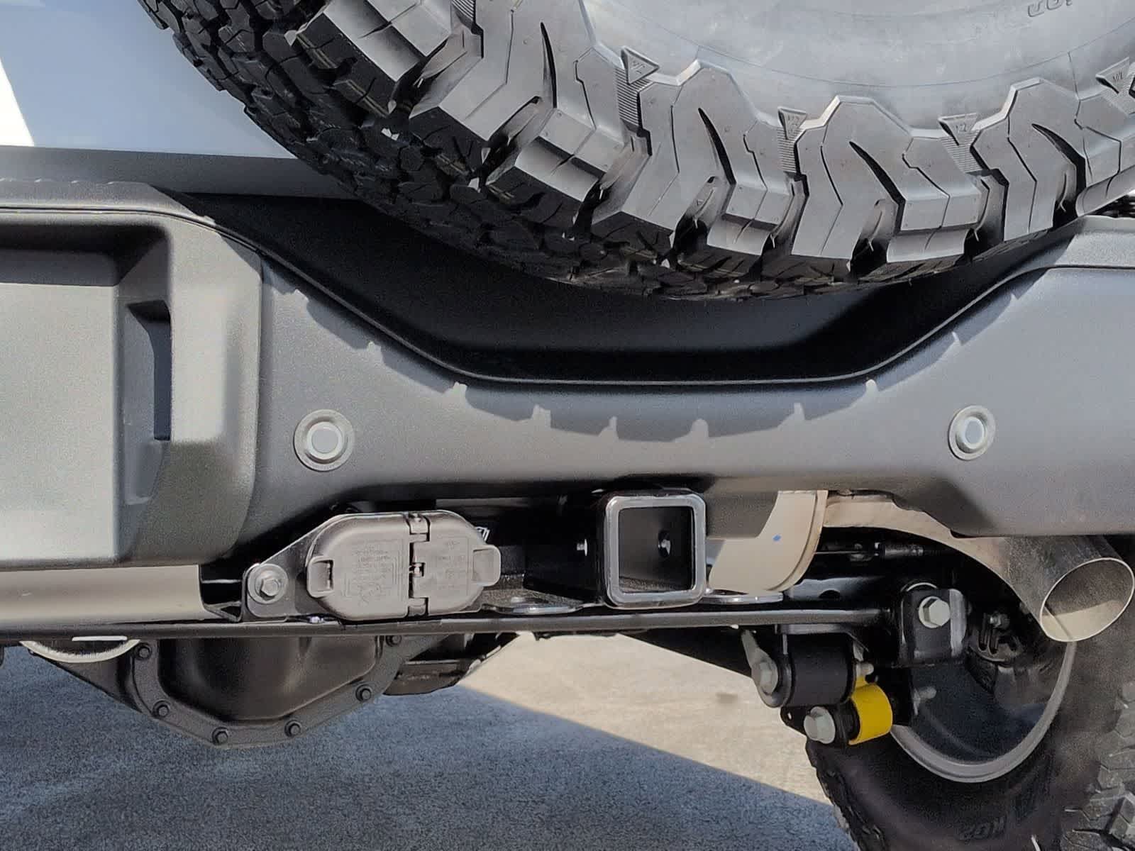 Thumbnail: 2025 Ford Bronco - 38