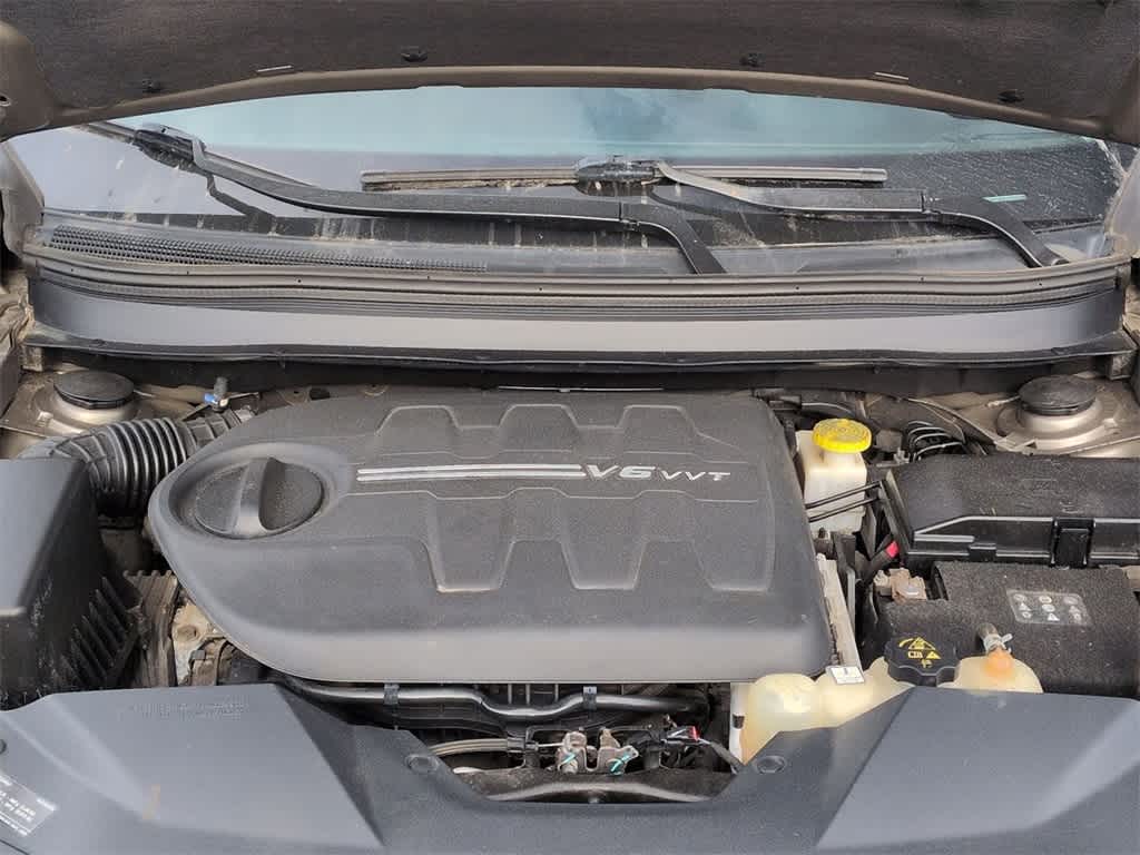 Thumbnail: 2019 Jeep Cherokee - 15