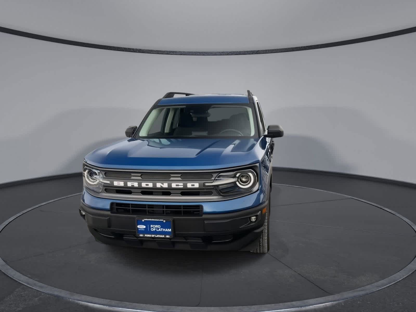 Thumbnail: 2023 Ford Bronco Sport - 3