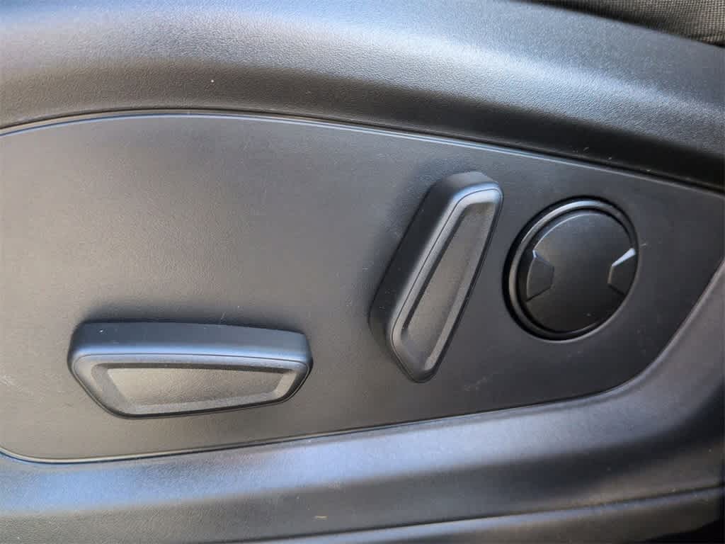 Thumbnail: 2026 Ford Explorer - 18