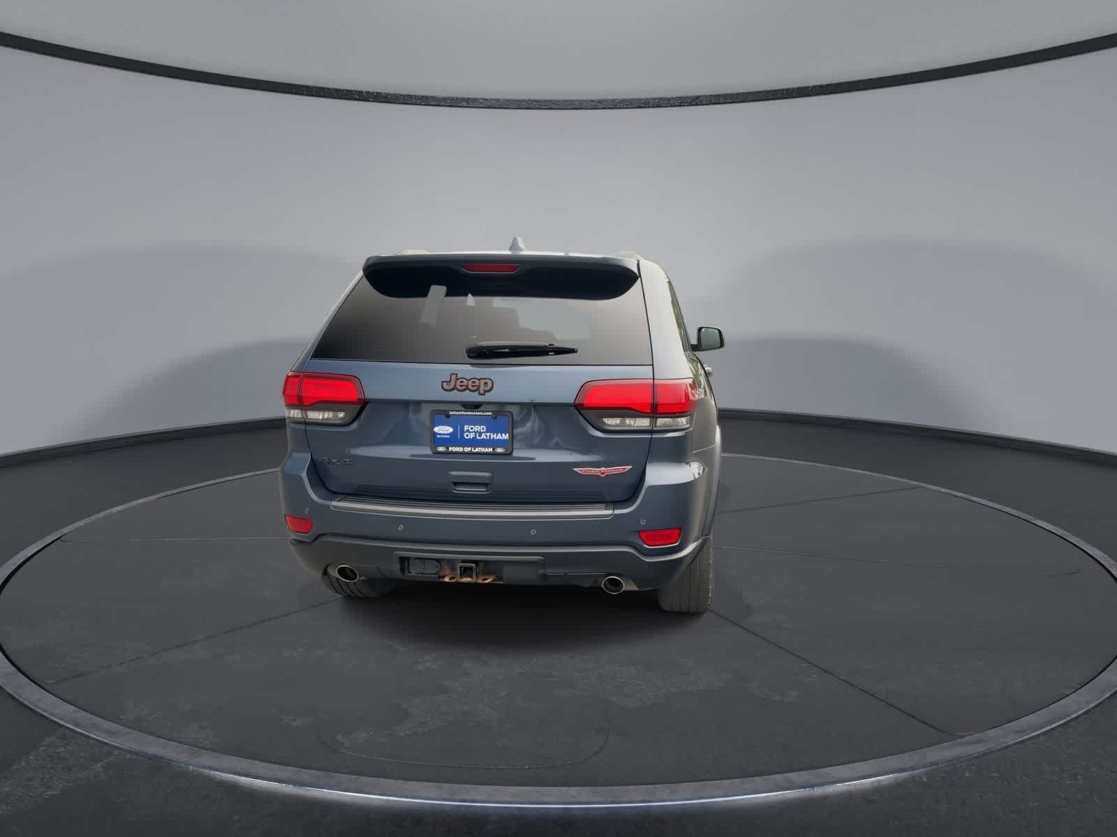 Thumbnail: 2021 Jeep Grand Cherokee - 7