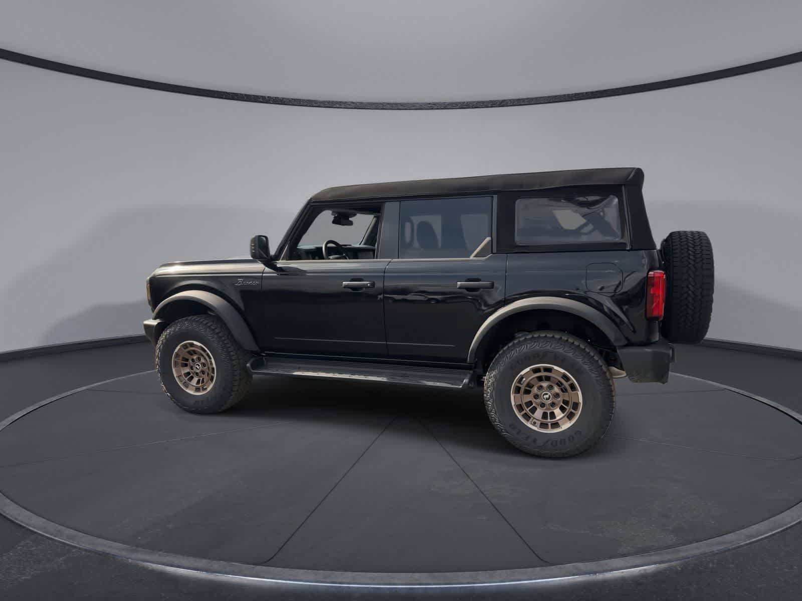 Thumbnail: 2025 Ford Bronco - 5