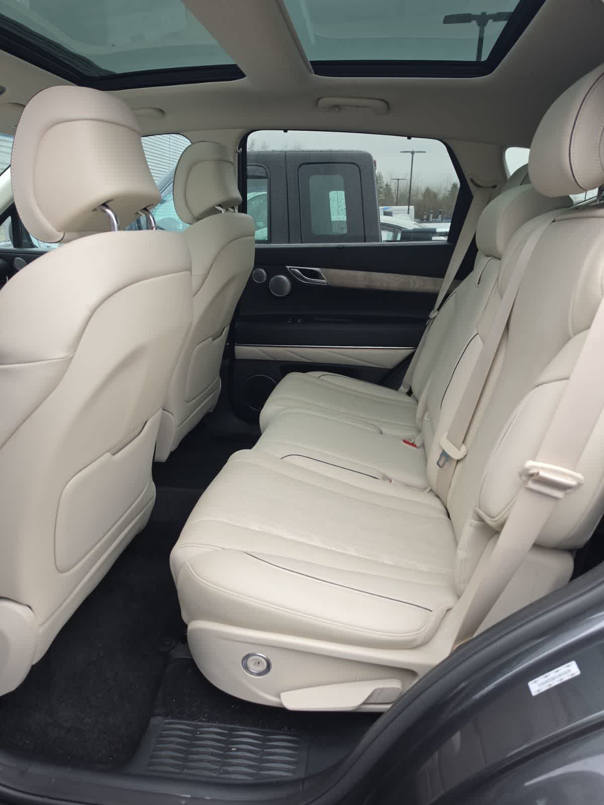 Thumbnail: 2021 Genesis GV80 - 4