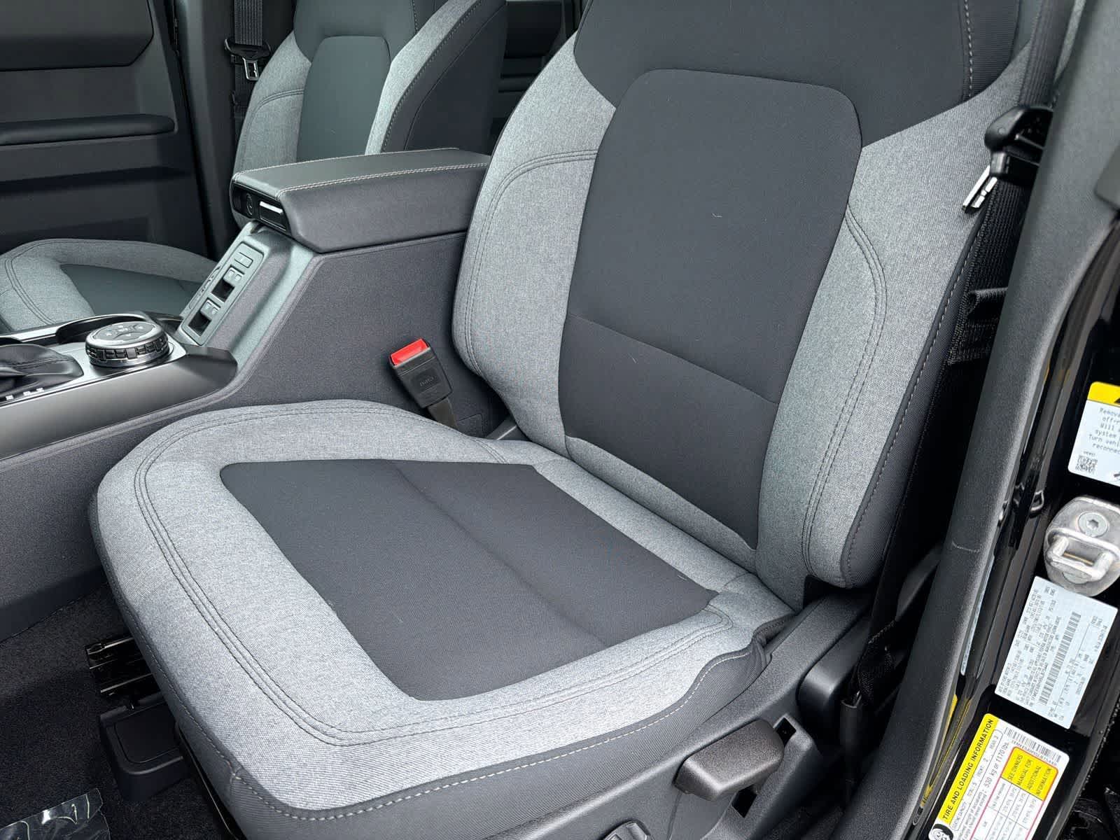 Thumbnail: 2025 Ford Bronco - 17