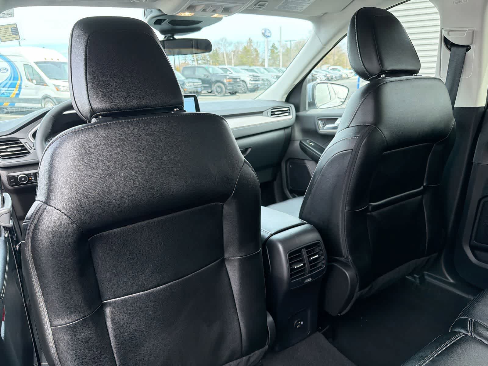 Thumbnail: 2022 Ford Escape - 19