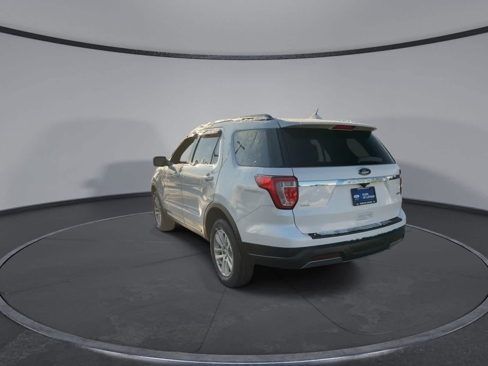 Thumbnail: 2019 Ford Explorer - 6