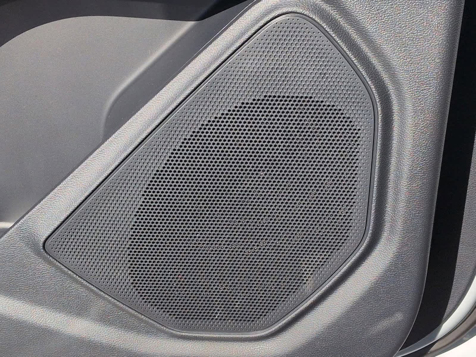 Thumbnail: 2026 Ford Explorer - 30