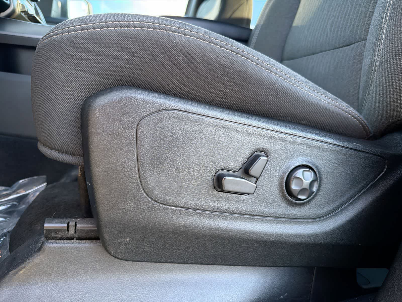 Thumbnail: 2020 RAM 1500 - 18