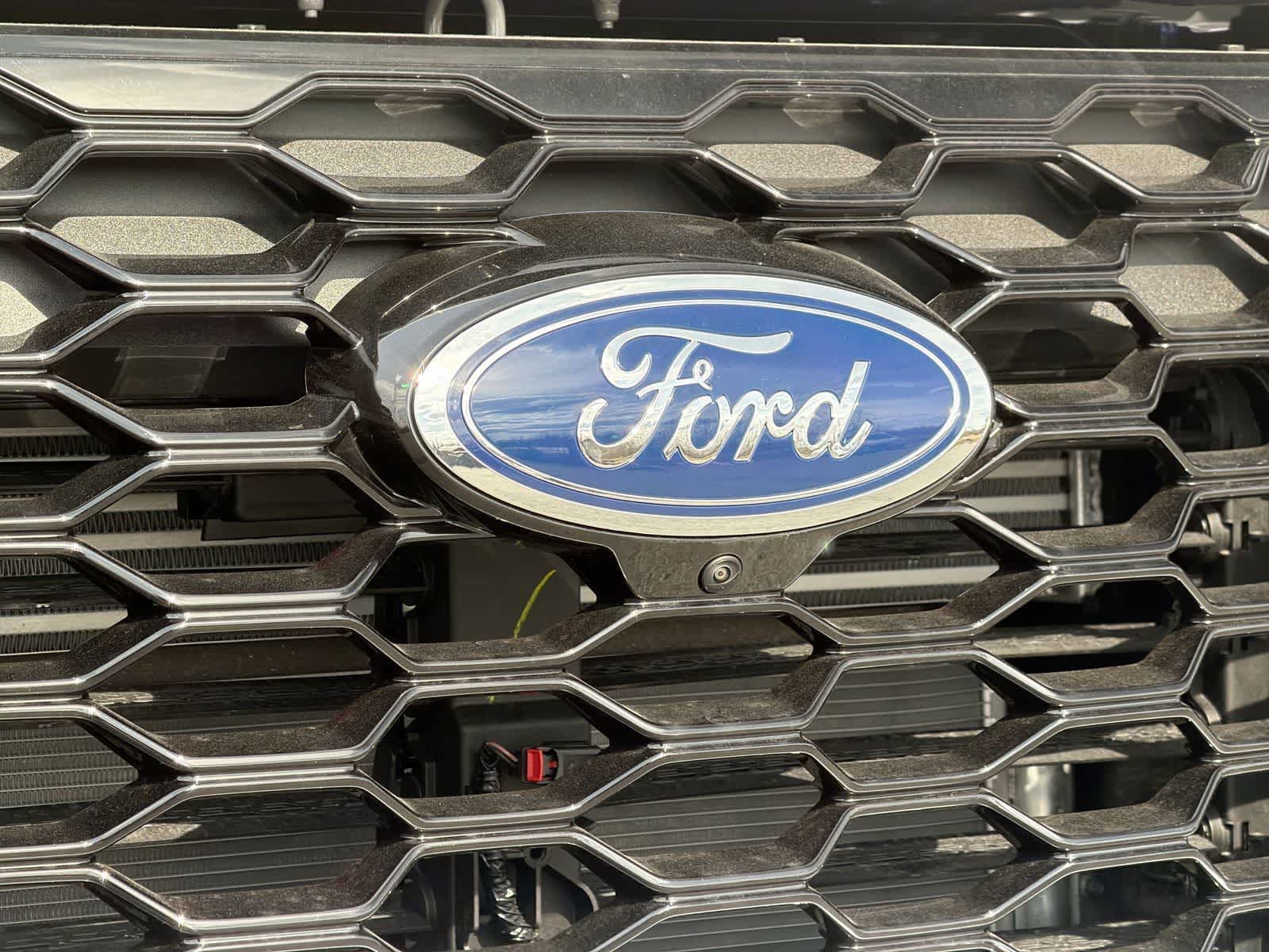 Thumbnail: 2026 Ford Explorer - 12