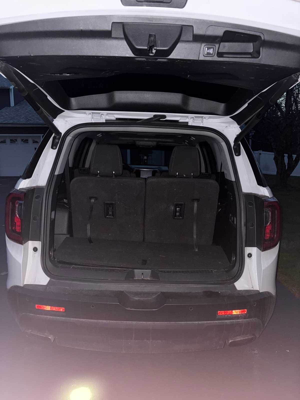 Thumbnail: 2021 GMC Acadia - 3